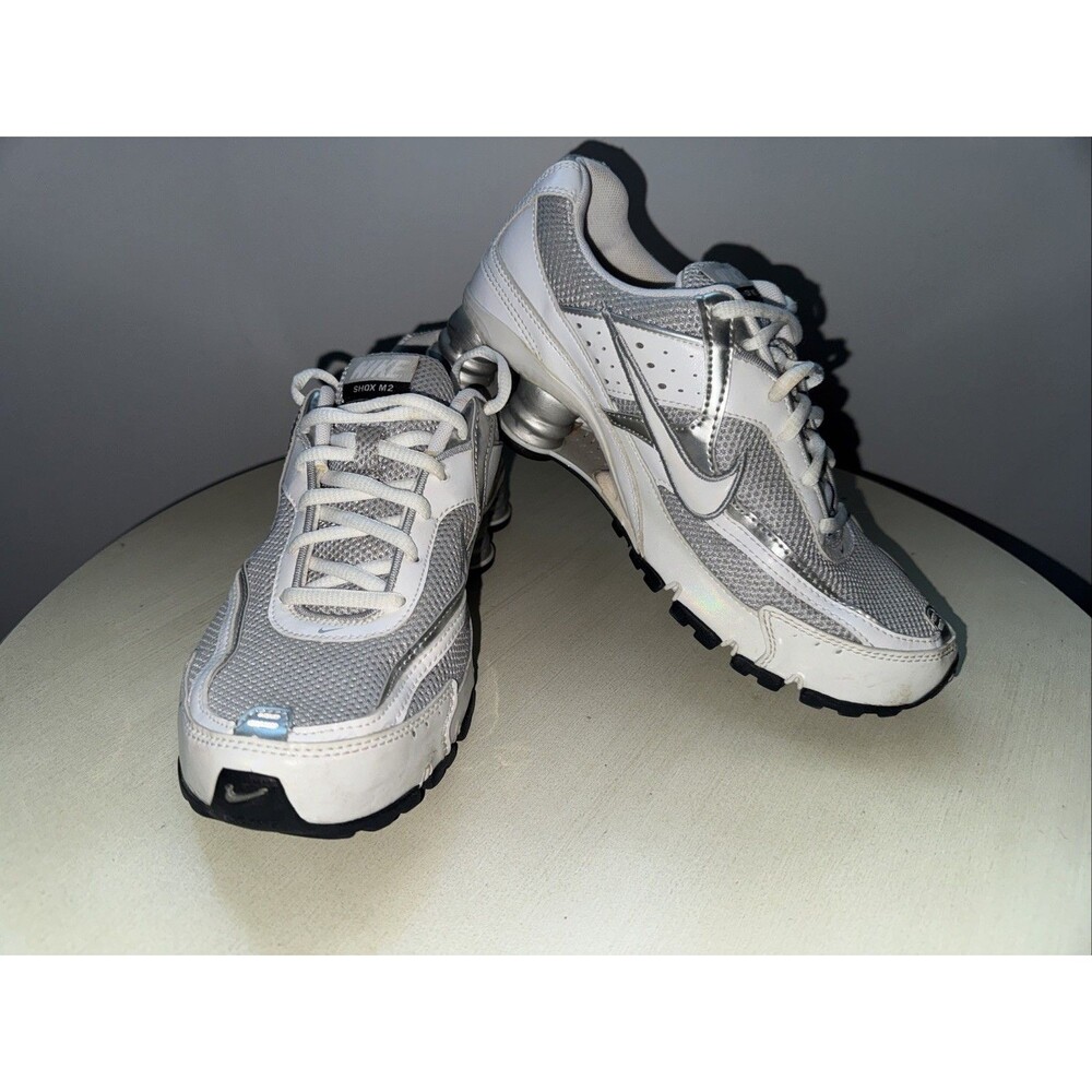 Nike Shox M2 Womens 6.5 Athletic Shoes Running Training Silver/white